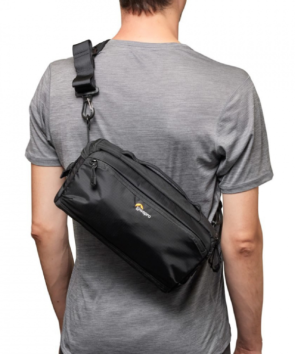 Интерьер Lowepro ProTactic Lite SLX 120 AW III